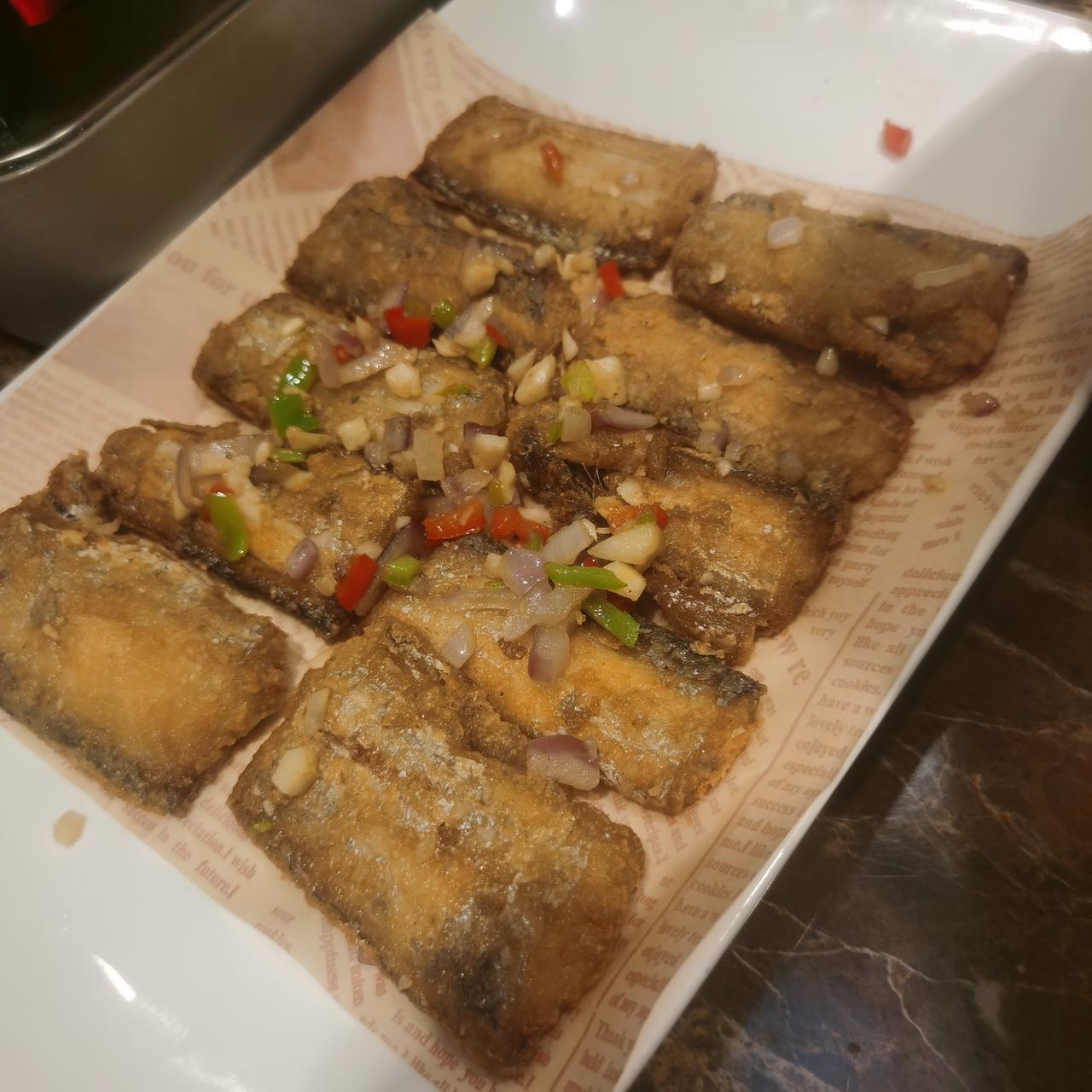 我为我自己活。亲戚说。看她说话时的神情，绝对是真心话。

亲戚看起来为人坦荡、肆