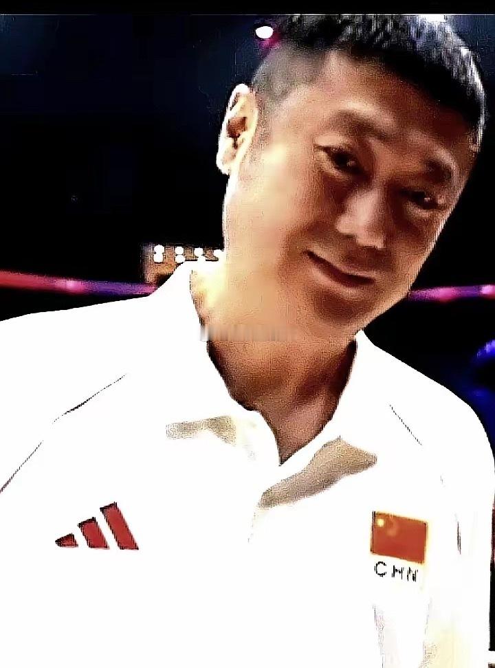 在今晚进行的世女排联赛土耳其站，第2场比赛中，中国队以3：0横扫法国队，获得联赛