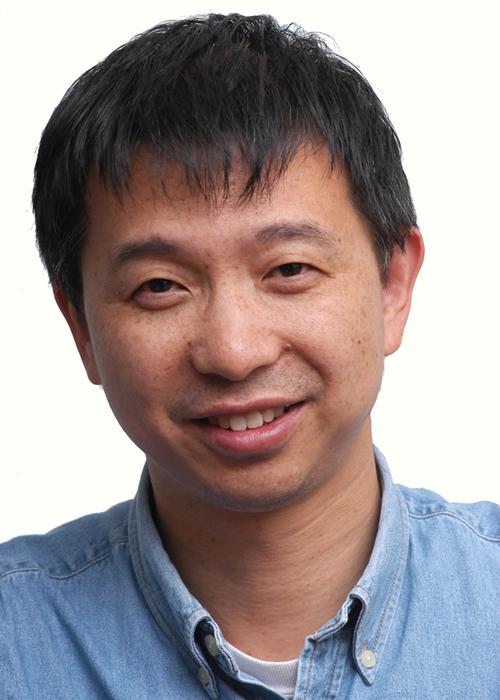 王坚院士，堪称神奇，心理学专业教育背景，成为唯一来自民营企业的工程院院士。
其完