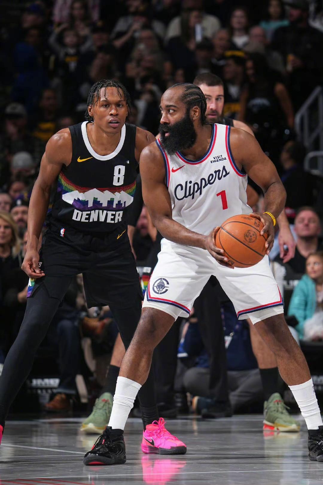 快船109-122掘金，谈三件事！
1、约基奇复出，看来其还是很看重各项奖项的评