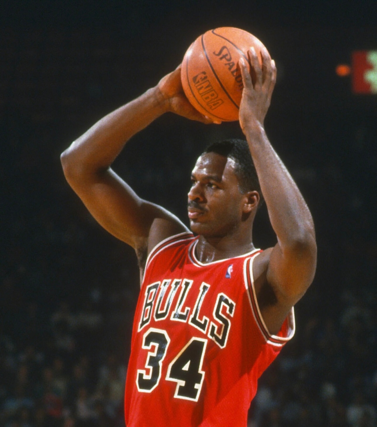 “老橡树”查尔斯·奥克利，可谓是“打遍天下无敌手”~Images via Bul