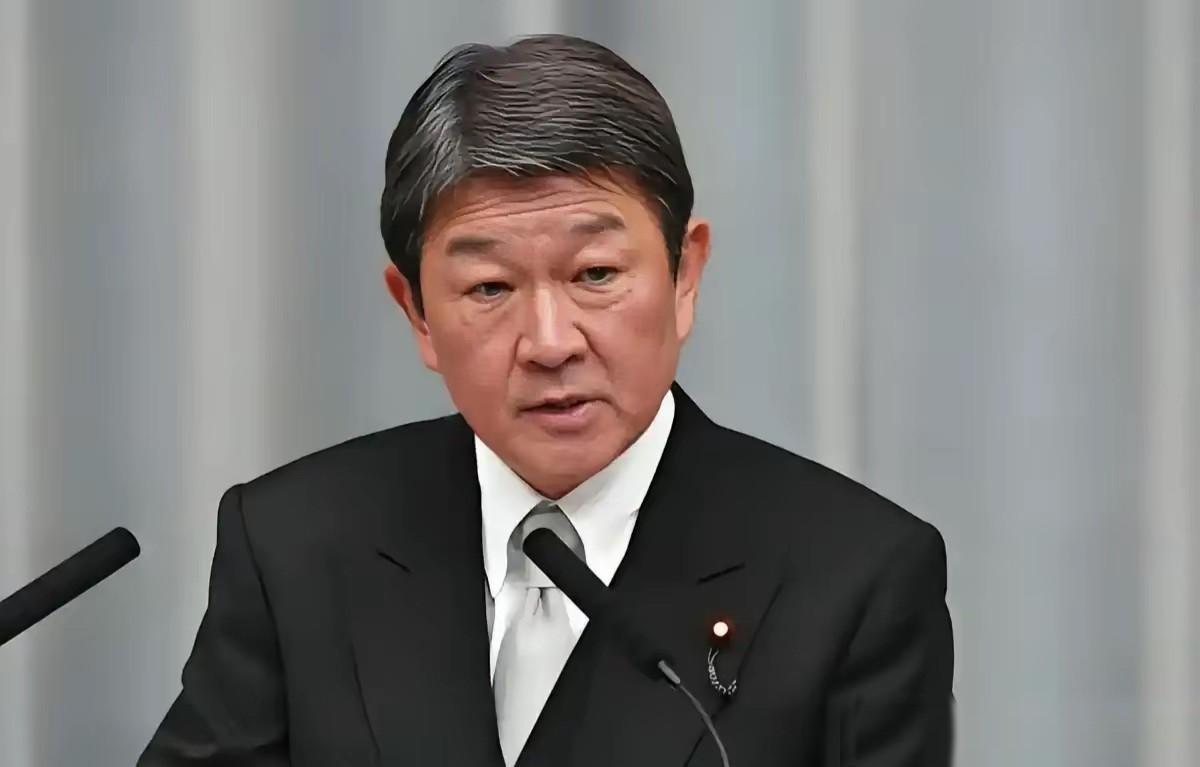 美俄先后访华，日本顿感大事不妙，日本外务大臣茂木敏充罕见公开表态递软话，高调宣扬