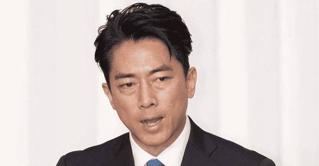 被当场质问何时道歉，小泉进次郎当场怂了！

5 月 31 日上午香会现场，解放军