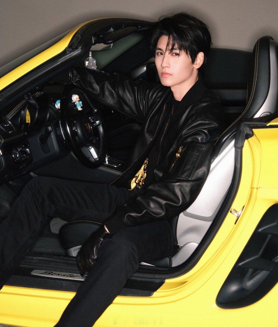 赛车手黄俊捷帅成这样360度无死角的脸