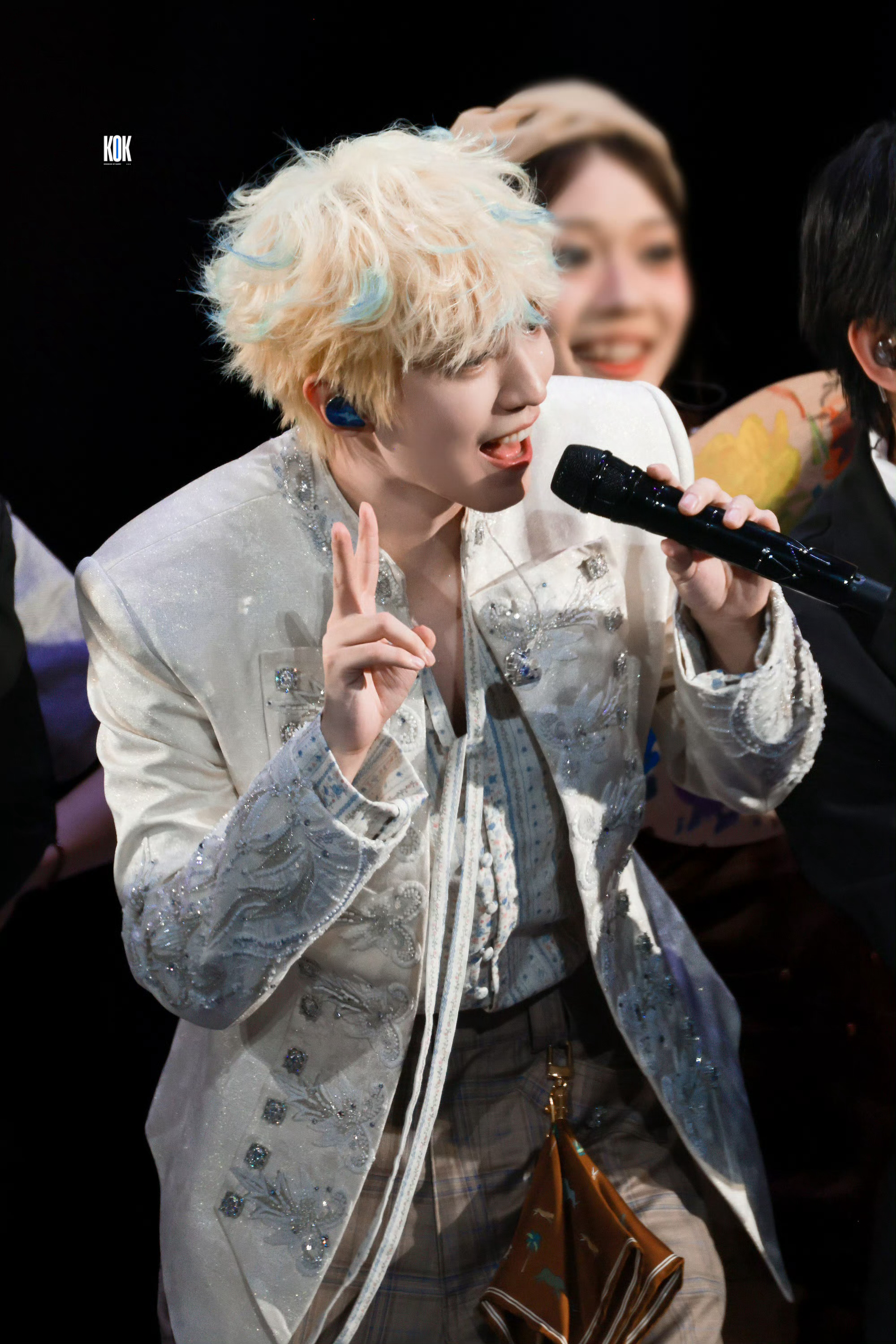 王俊凯💙王俊凯电影刺猬💙💙王俊凯首张同名专辑wjk   💙💙王俊凯演唱