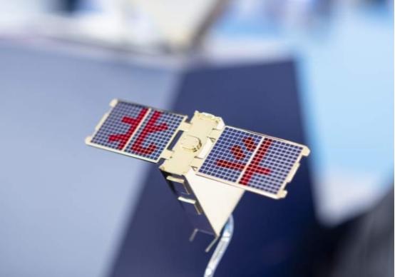 北斗没顶住！南京回应卫星定位失灵:北斗和GPS被精准干扰和压制
19号当天，南京