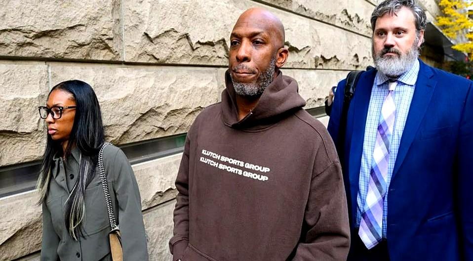 一纸来自美国司法部的起诉书把NBA的更衣室和纽约的地下赌场串在一起,波特兰开拓者