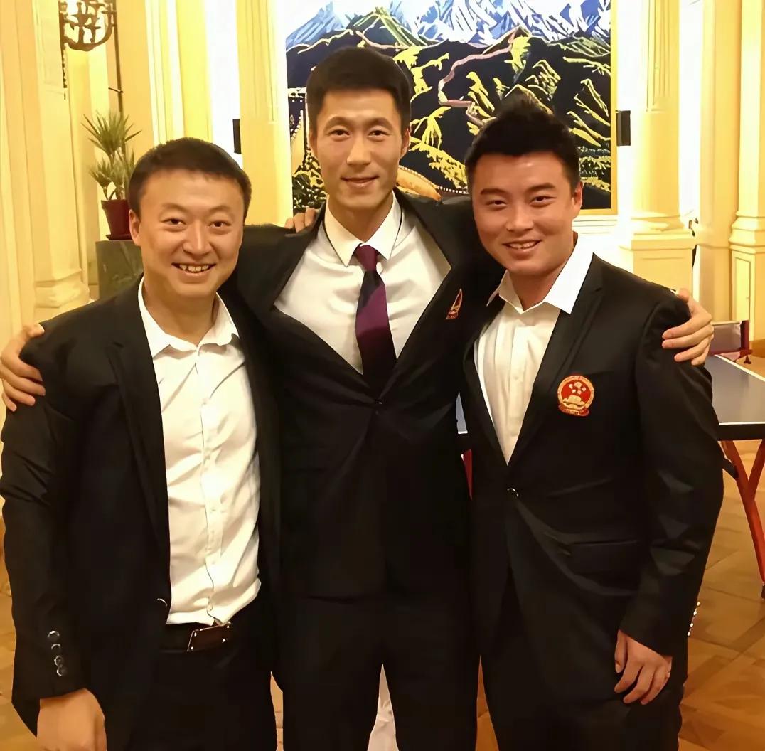 国乒竞聘新周期教练，还是马琳，王皓非他俩莫属，当下没有人的综合能力能超过他俩，他