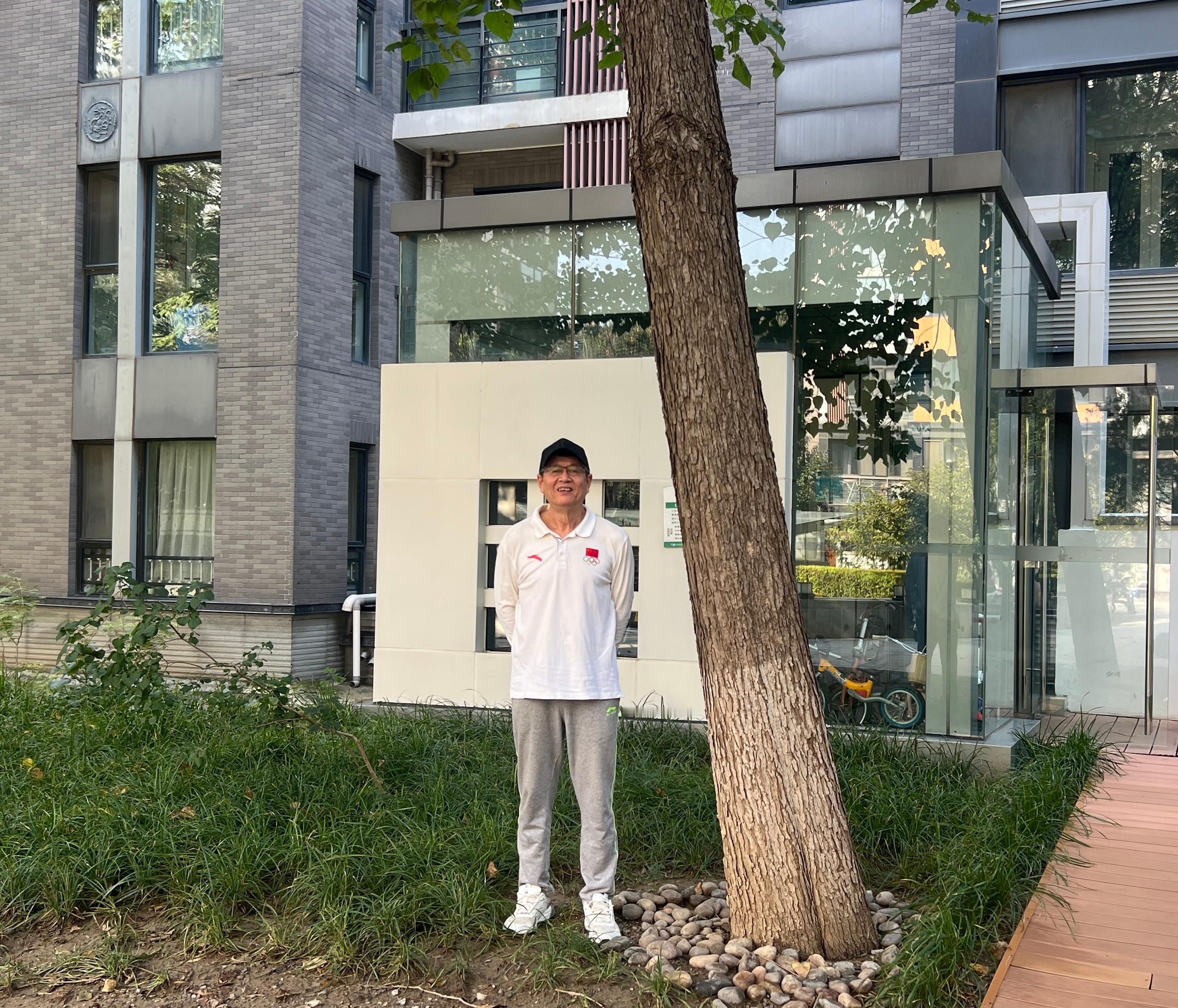 最近到朋友家做客，17年后再次来到2008年北京奥运会的奥运村。我的朋友正好就住