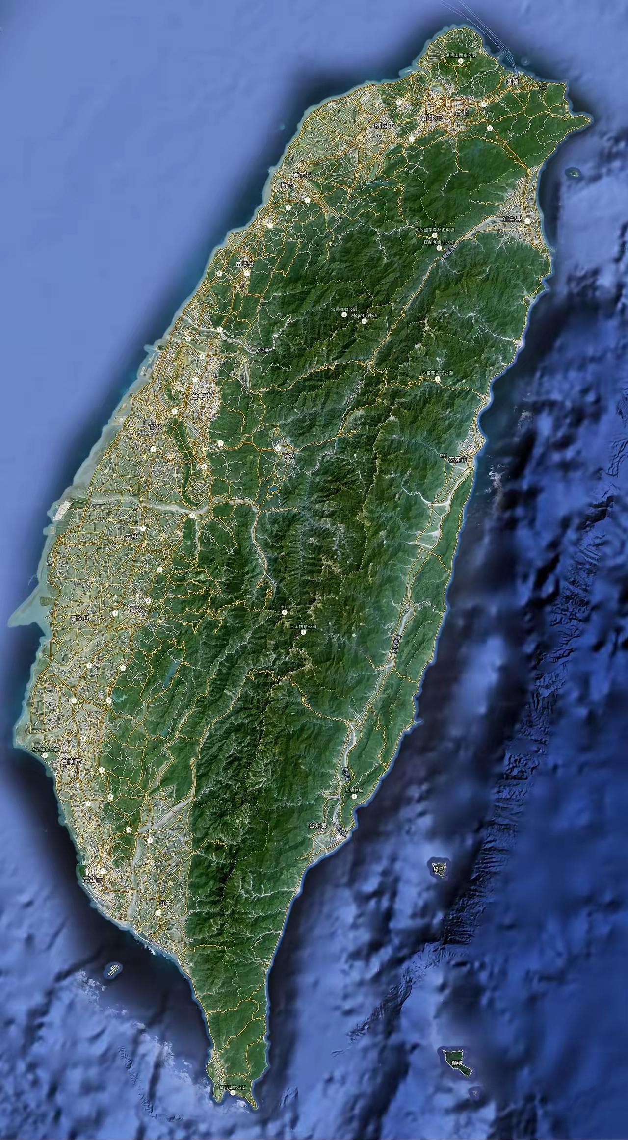 台湾回归快了。昨天，一退休的国家干部讲：他看了电视上讲，台湾一统一，大陆就立即“