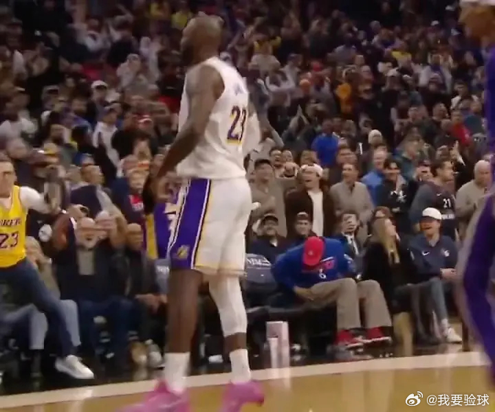 戴冠➕霸王步！谁看谁不迷糊！詹姆斯勒布朗詹姆斯湖人NBA总决赛nba名场面