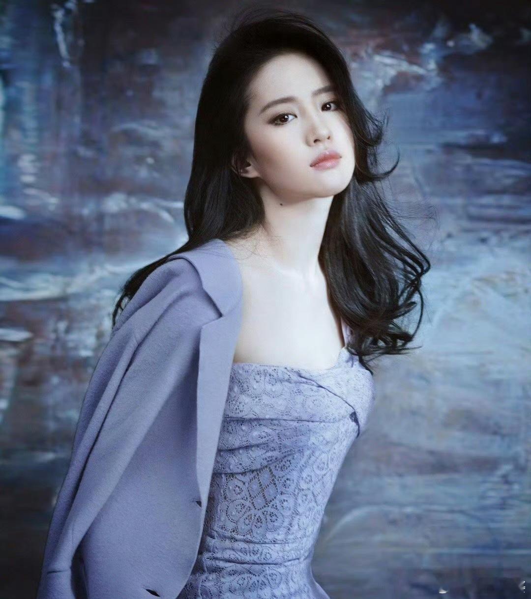 2014年拍的刘亦菲 2014年拍的刘亦菲，神仙姐姐无论何时都是那么美的，感觉这
