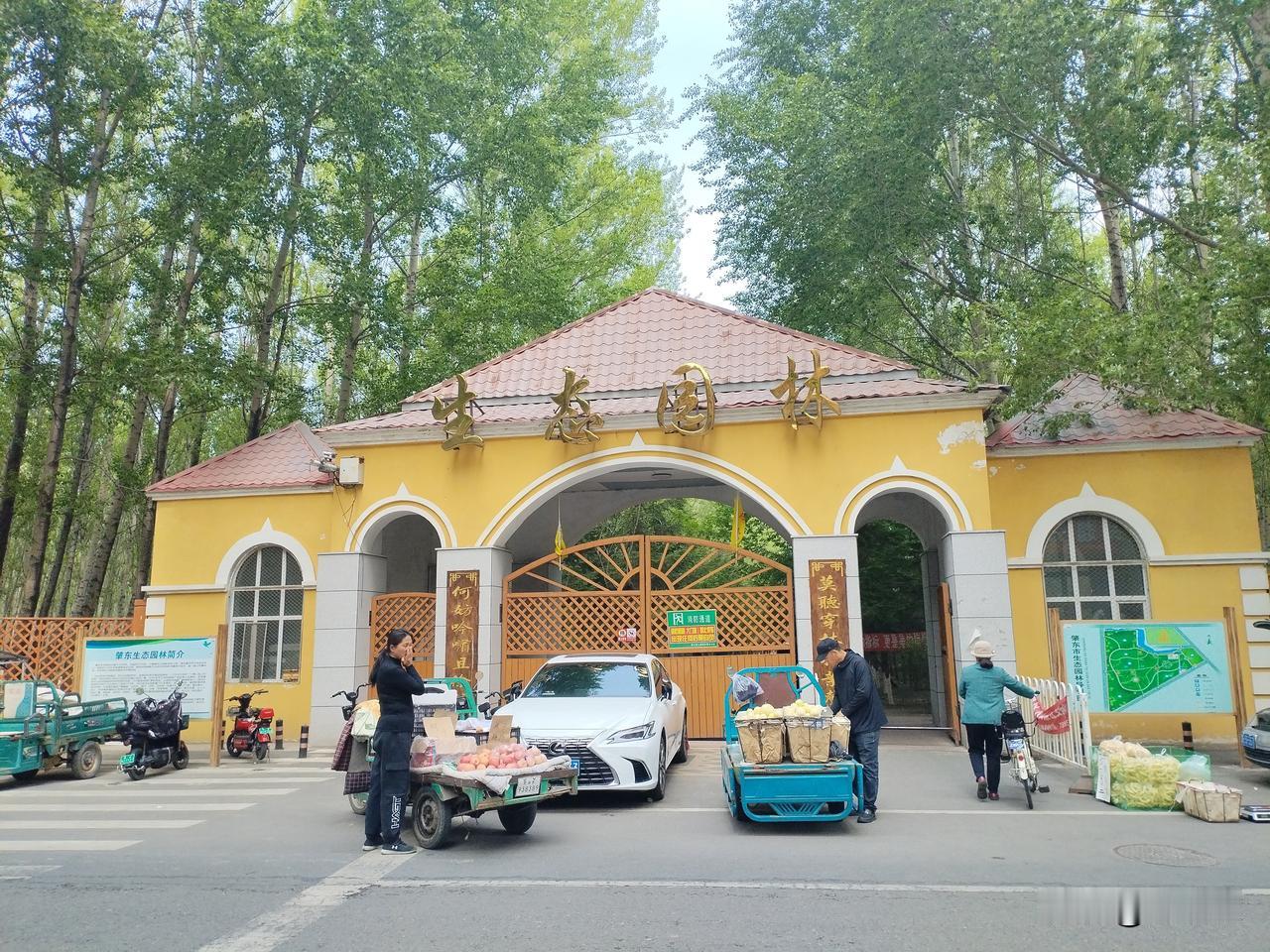 中俄友谊长存的基础，是相互之间的利益。这一点毋庸置疑。
   国与国之间，只有永