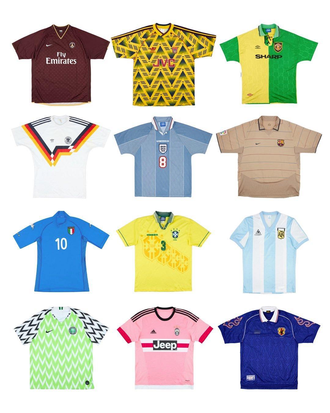 一些经典的球衣球衣 ​​​