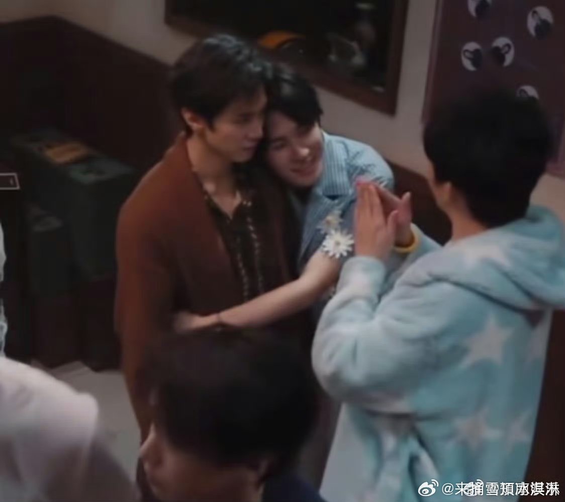 张真源在谁怀中会有感觉张真源用在谁的怀中会有感觉BGM 张真源在谁怀中会有感觉 