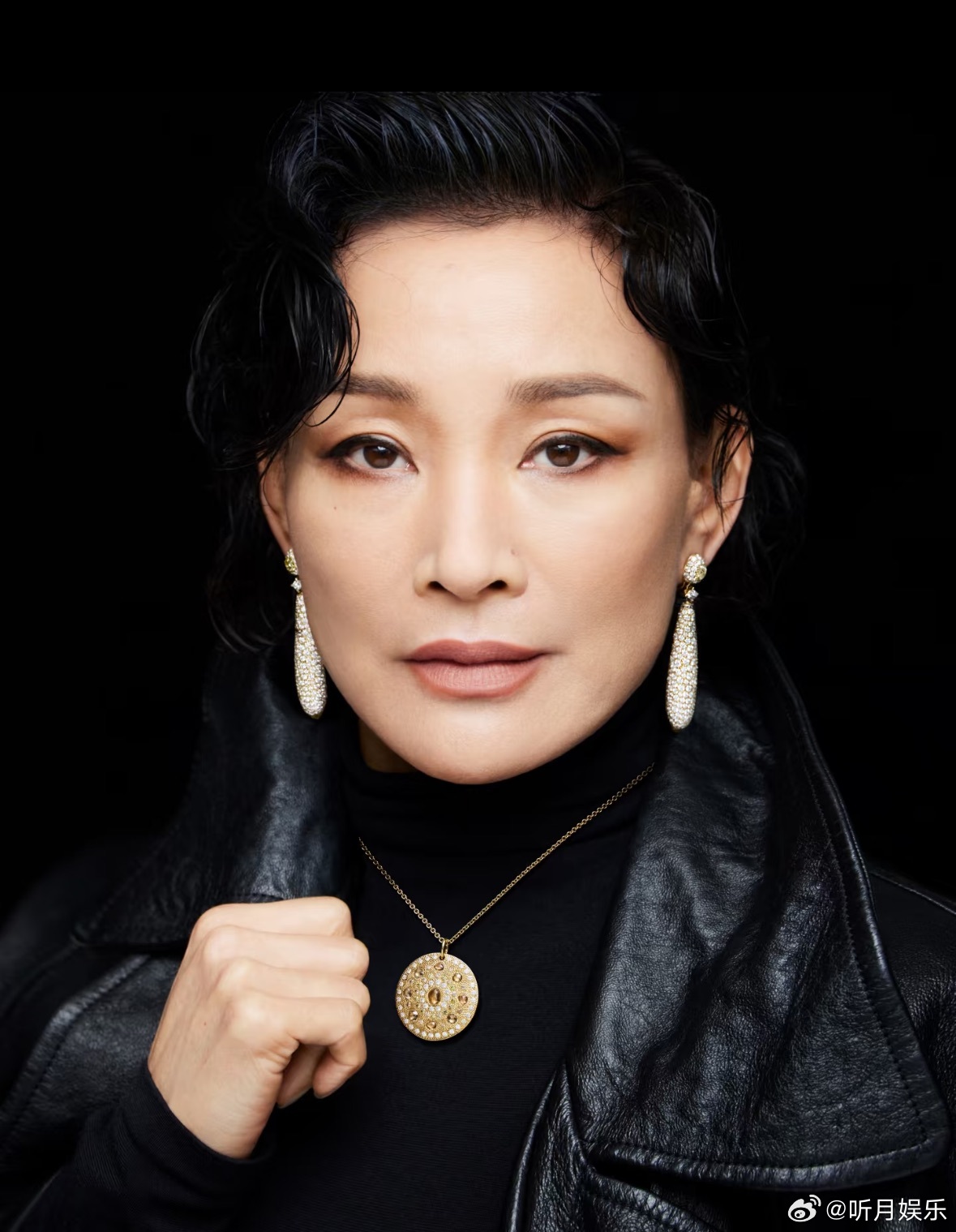 鲁豫陈冲聊性感陈冲认为舒淇很性感太认同陈冲对于性感的理解了！聊到舒淇时她直言，这