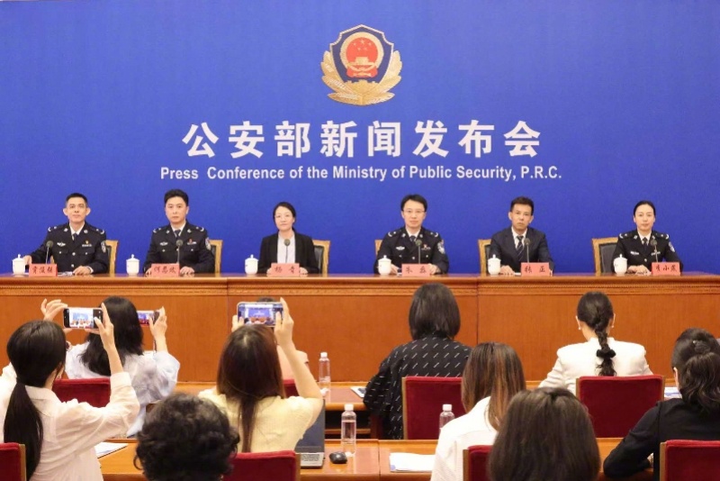 #假借体育特招骗22名家长900万#【假借体育特招保送名校，22名家长被骗，涉案