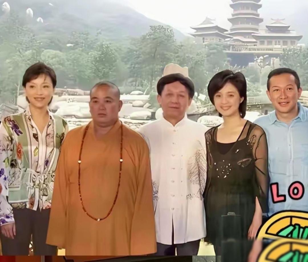 释永信确实隐藏得很深，连易中天都被他忽悠了！否则，易中天这么有阅历的人，早年跟他