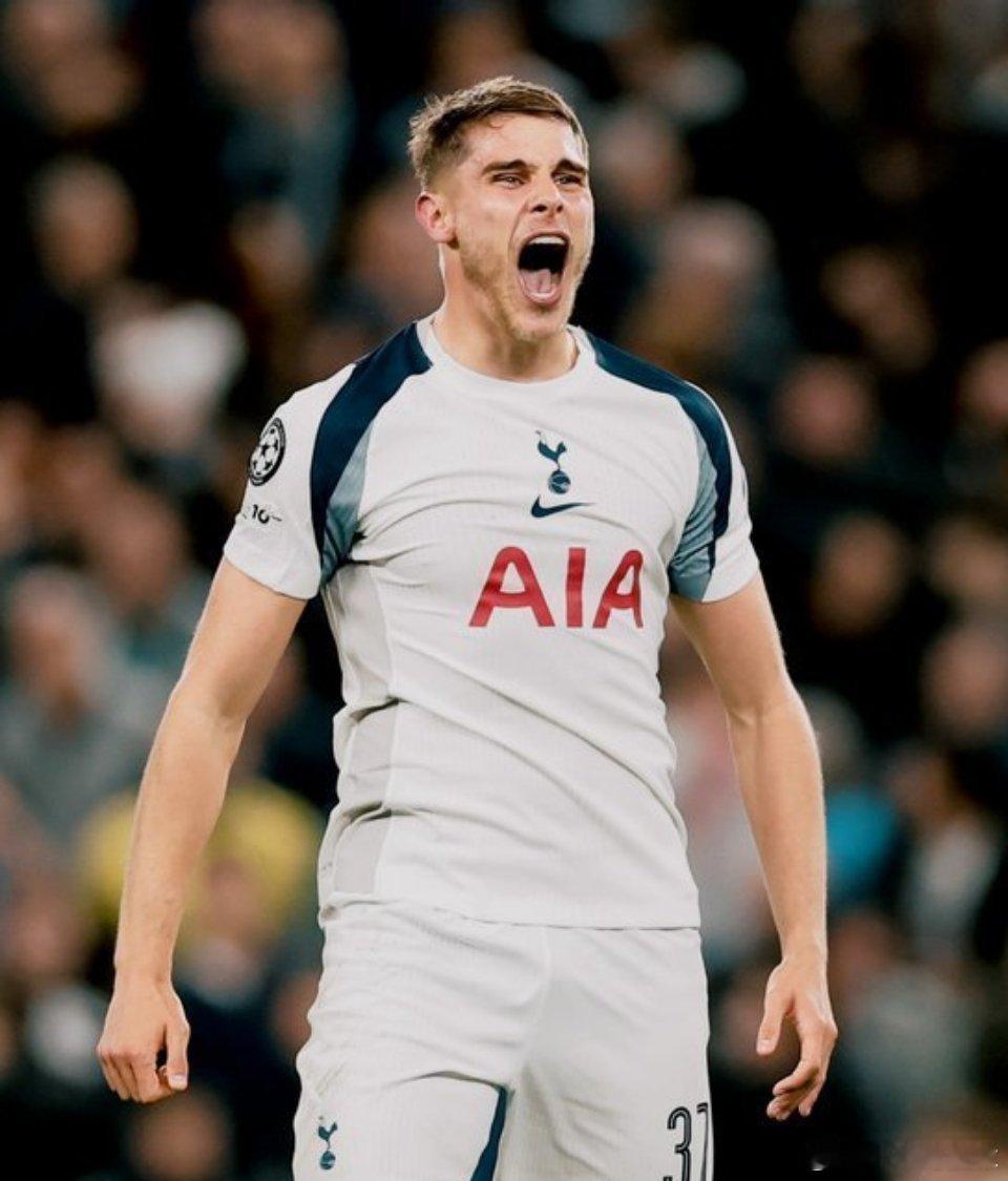 在刚刚结束的欧冠联赛阶段第4轮比赛中，热刺主场4-0大胜哥本哈根，拿下本赛季欧冠