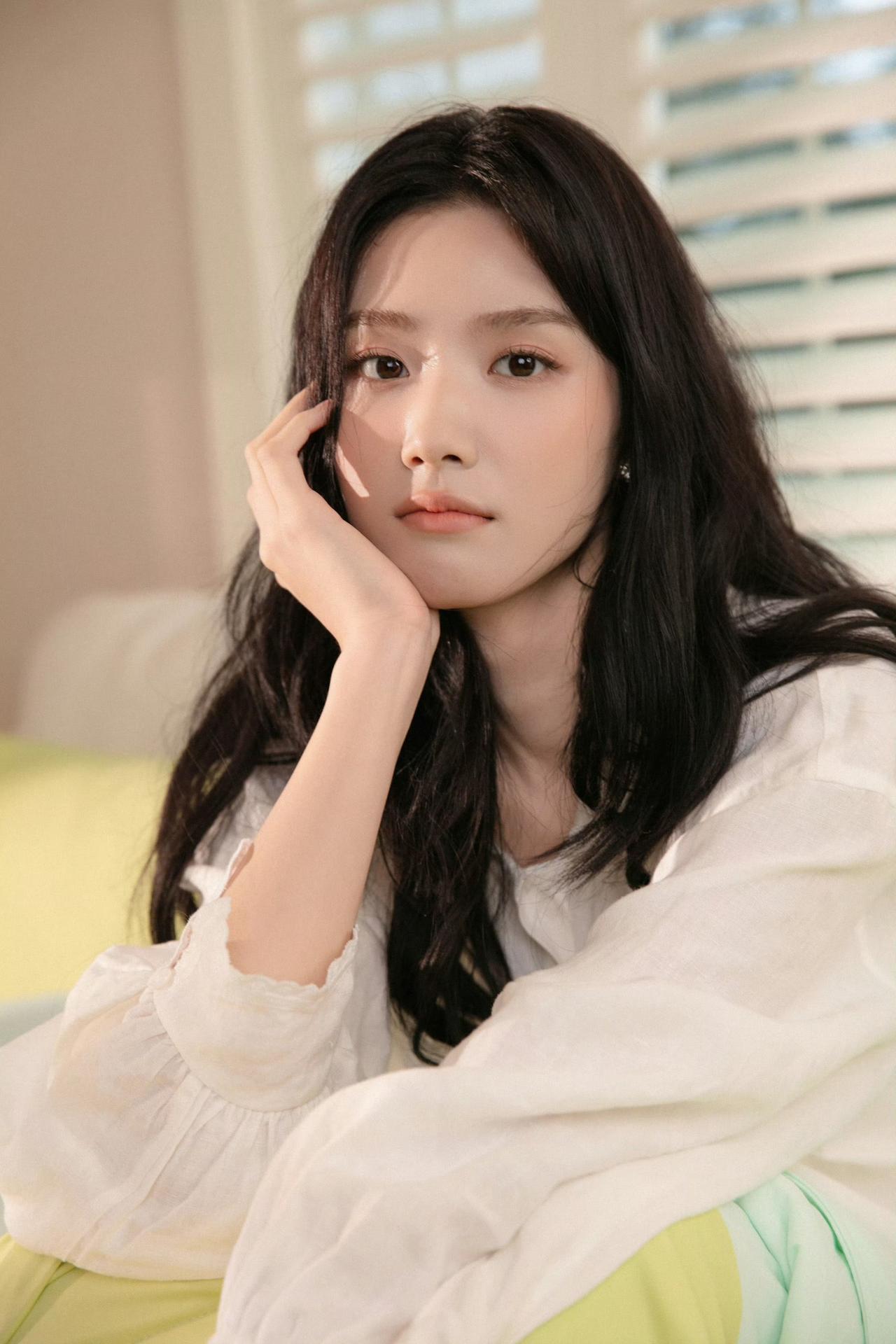 晓晓好治愈的感觉[飞吻]
卢昱晓