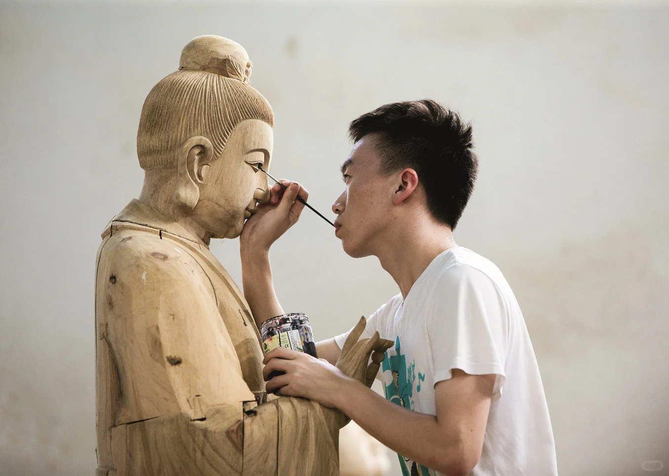 需要创造佛像的人也需要保留影像的人