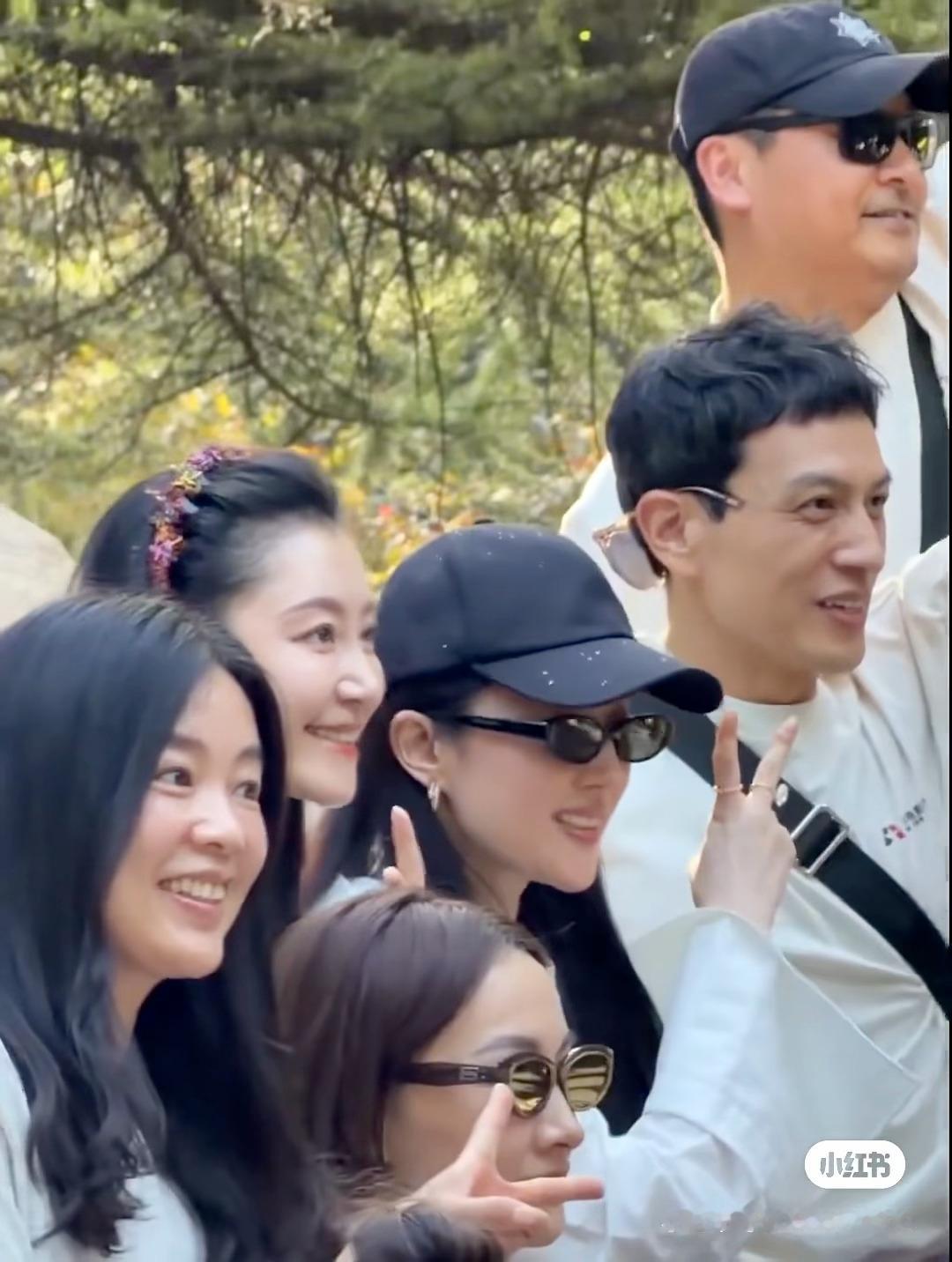 刘亦菲回北电了完全学妹来着刘亦菲