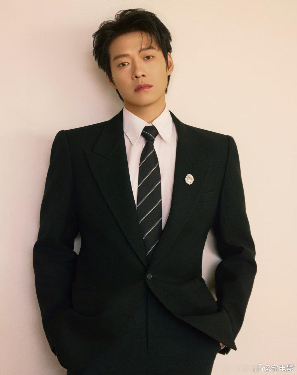 魏大勋 给人留口饭吃吧 杨迪这波操作太秀了，无屏跟跳百分百还原，魏大勋在线求留饭