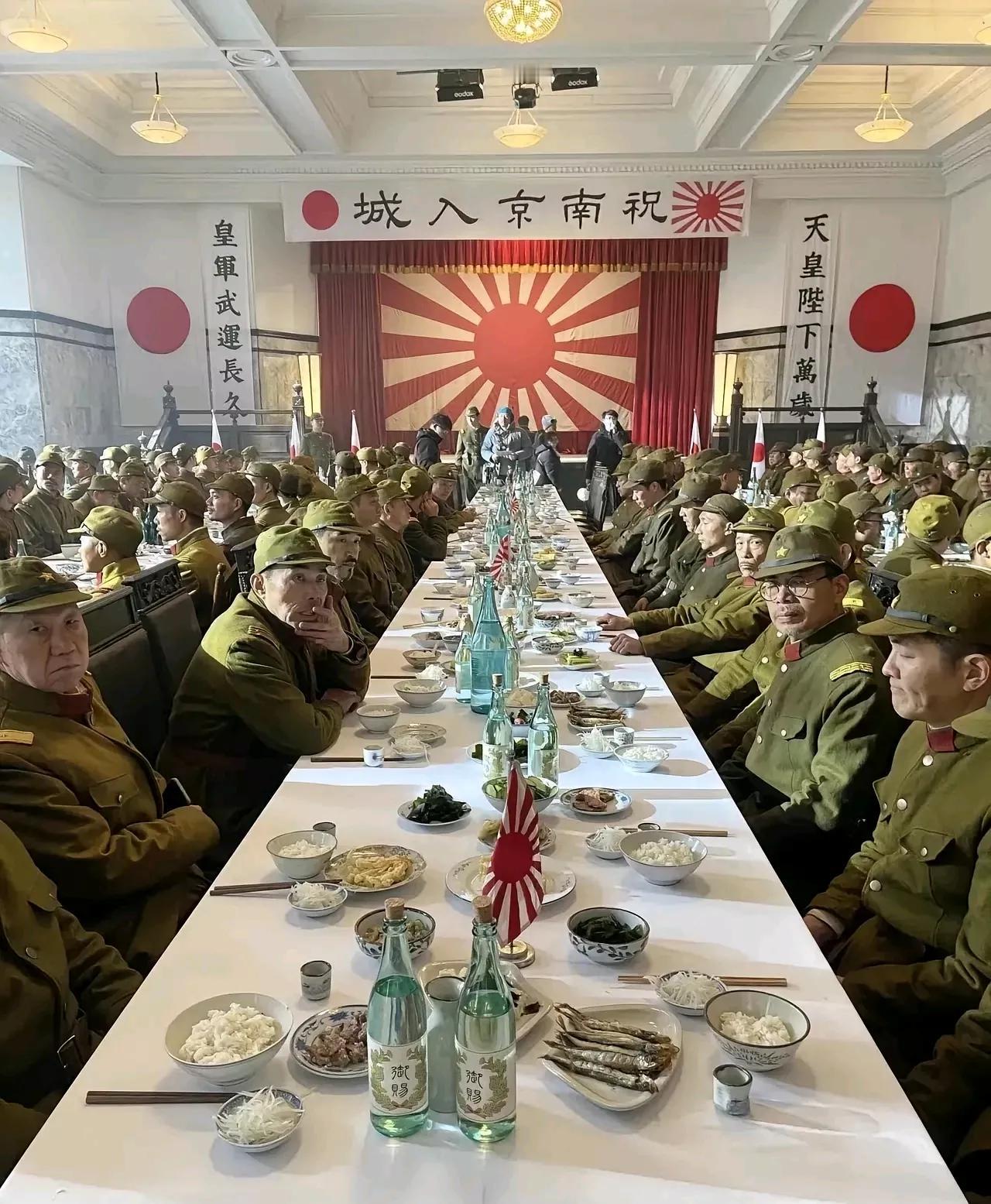 这虽然只是一个影视作品，却总能让人勾起人心中最疼痛的回忆，千万不要忘记历史呀，那