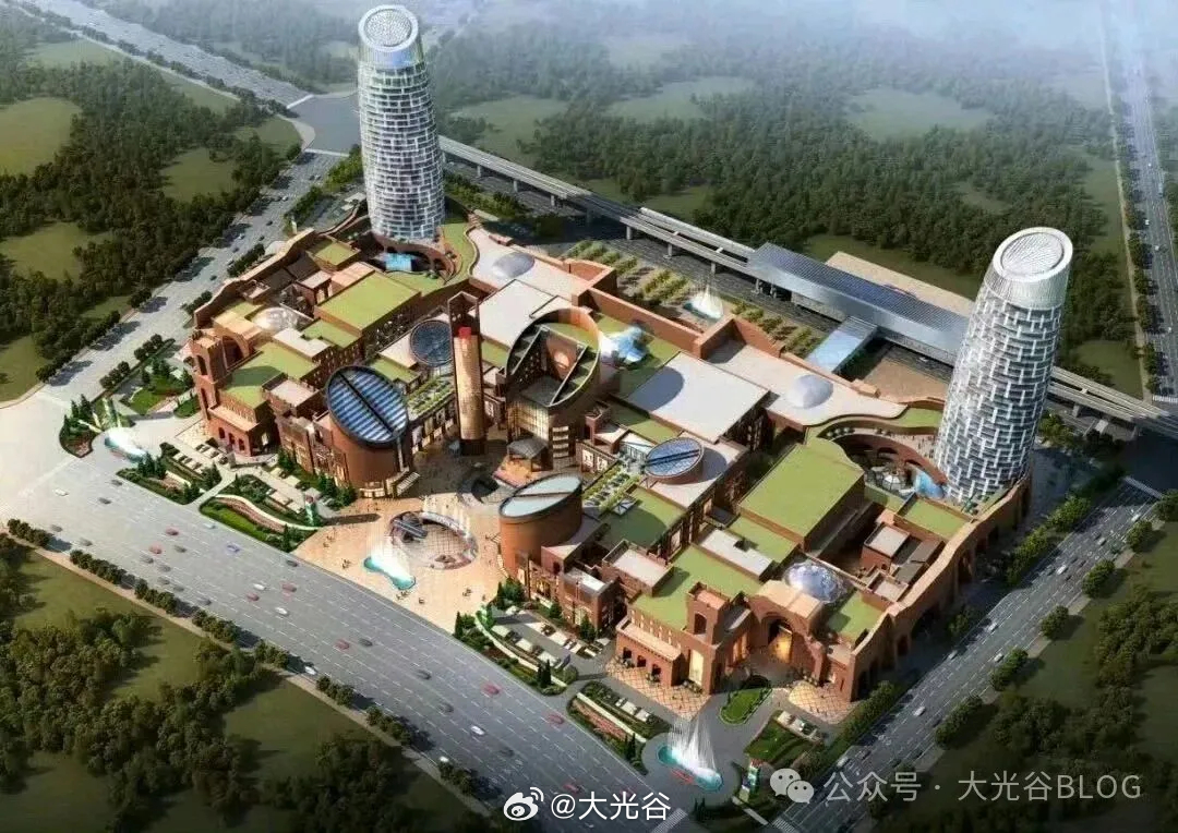曾经刷屏蔡甸、让不少居民满心期待的砂之船奥特莱斯，如今正式画上休止符。早在规划阶