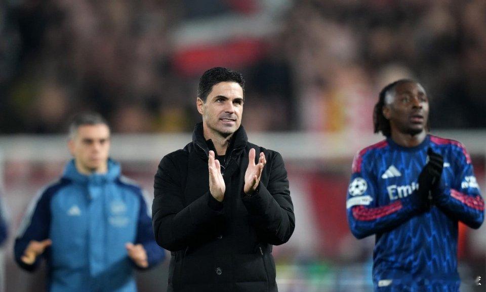 欧冠联赛阶段第五轮，阿森纳主场对阵拜仁。目前，双方均4连胜。如果本场比赛分出胜负