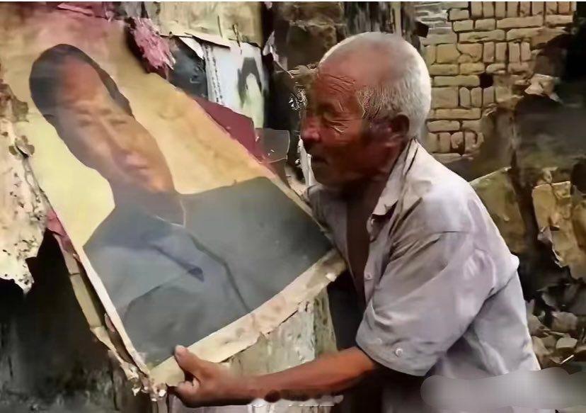 缅怀伟人 你的苦难，就是他的遗憾全心全意为人民服务，是他一生的追求！ ​​​