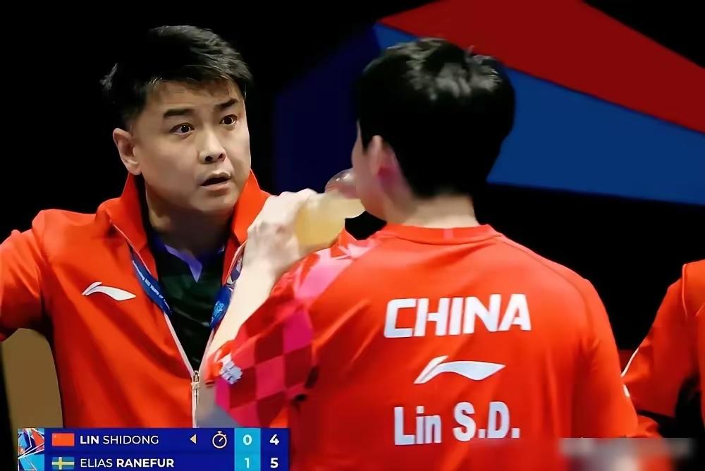 终于有人把国乒这事捅破了！
​​怪不得总感觉林诗栋、向鹏这些小将差点火候，根子可