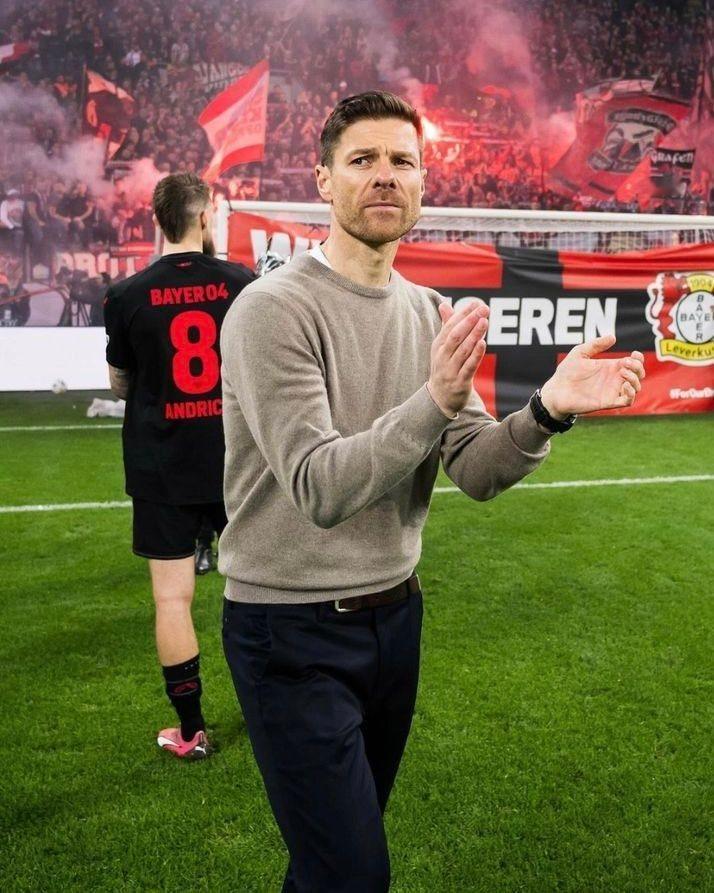 马特劳：阿隆索作为球员和教练都拥有丰富的顶级经验。他曾效力于利物浦、皇家马德里、