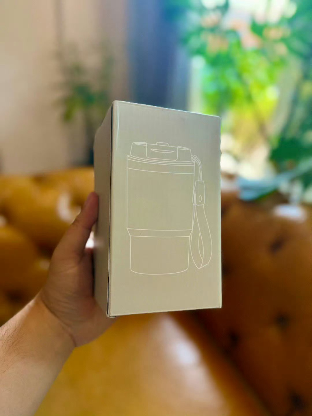 宝马原厂的随行水杯，有需要的吗？评论抽！     抽奖详情