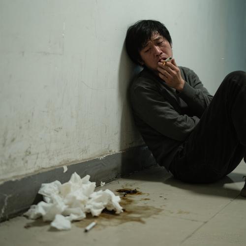 人生最有道理的四句话：穷在犟和杠，福在忍和让，富在谋和思，毁在怒和狂。
 
短短