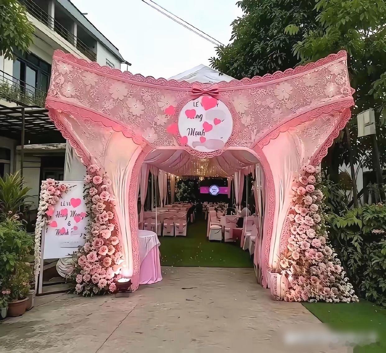 这酒席，你会进去吃吗？ ​​​