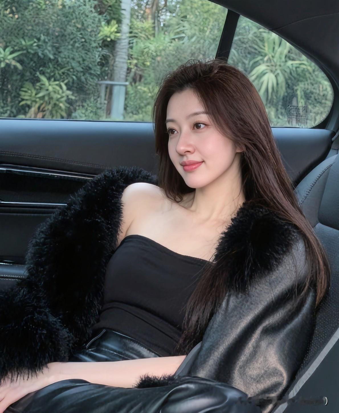 少操闲心，莫说闲话。
守好本分，专注自己。
 干好分内之事，
照顾好家人，
坚持