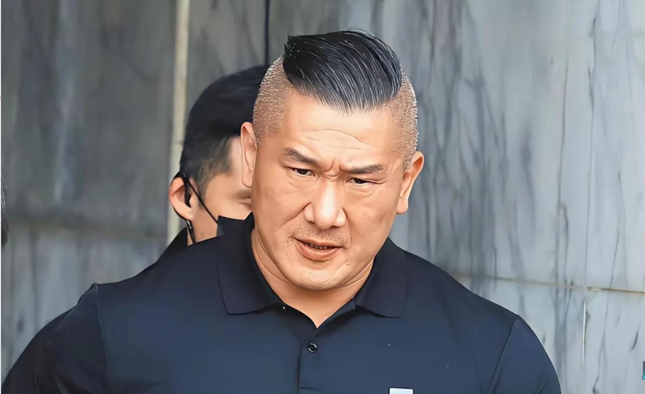 馆长这次终于把话说明白了！
 
馆长表示，在对台湾统一问题上，要坚持大陆自己的做