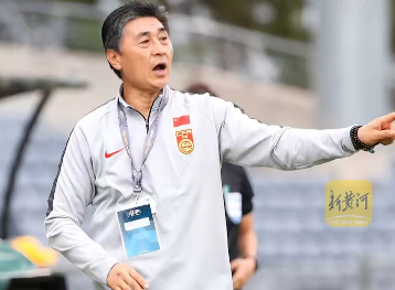 齐鲁超赛教练席前国脚云集，贾秀全挂帅聊城至今保持全胜