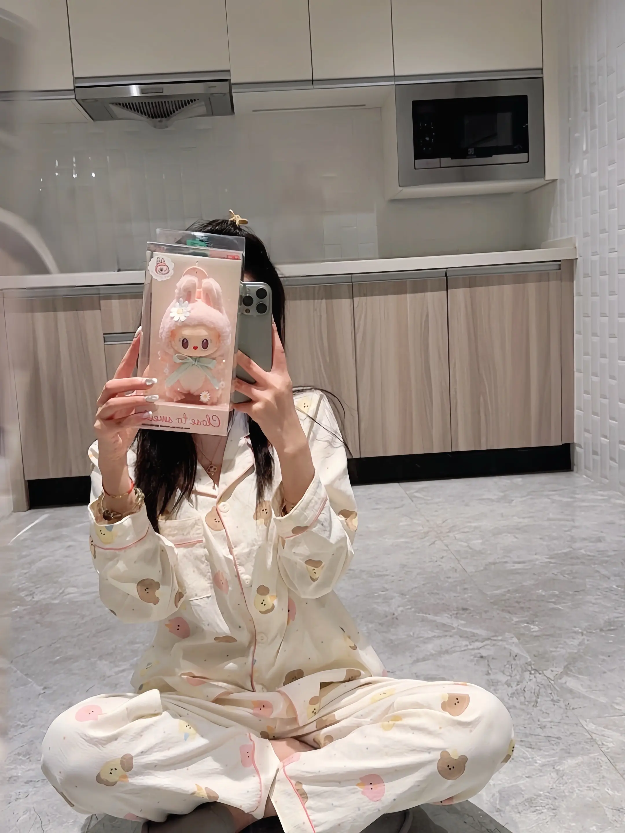 歇斯底里是崩溃，底里歇斯是美味