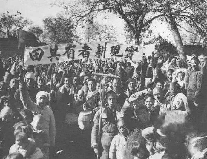 总有人对共产党当年的打土豪政策说三道四，言谈中好像都是因为共产党来了，才阻碍了他