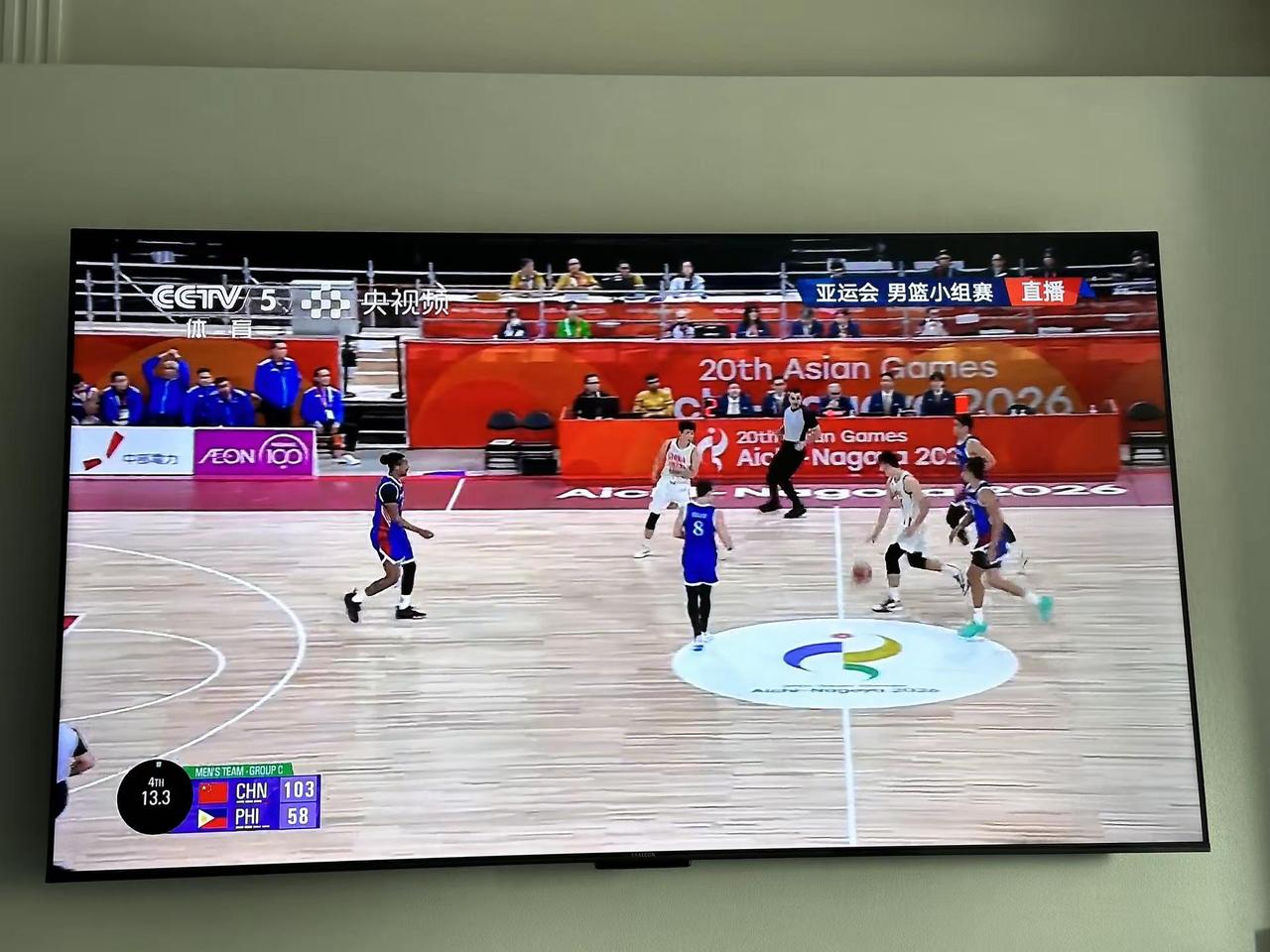 😂一模一样！菲律宾男篮成年队跟U18青年队一个德行！赛场老味道了，风格一脉相承