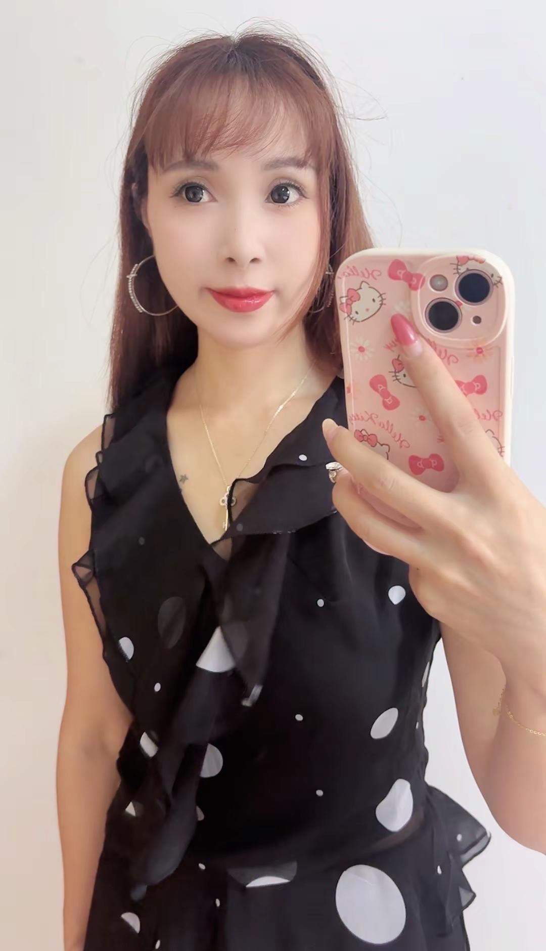 1988年🐉女，别让三件事消耗自己，纠结放不下的过去、旁人的闲言碎语、无休止的