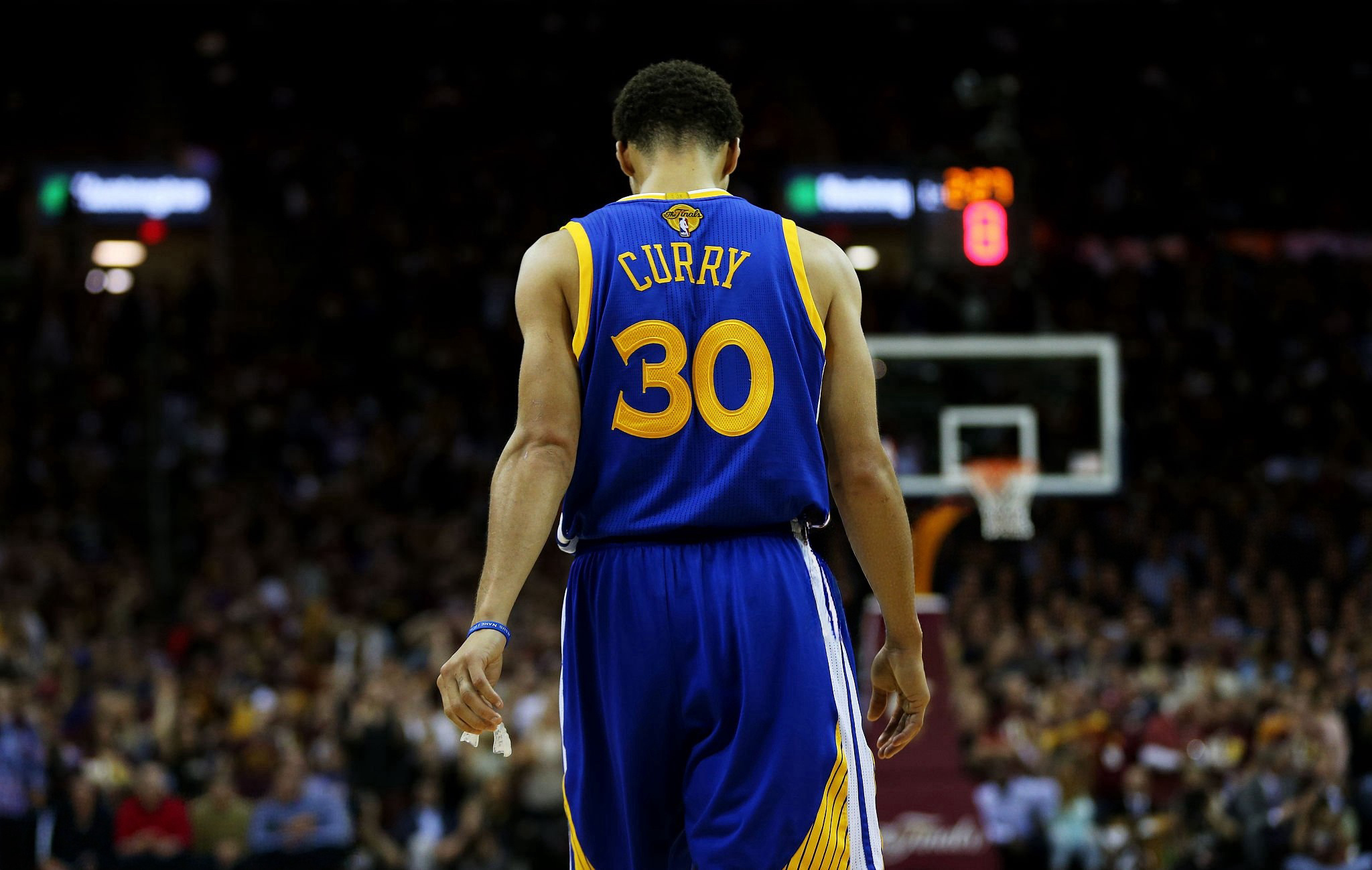 11月的30号晚安斯蒂芬库里