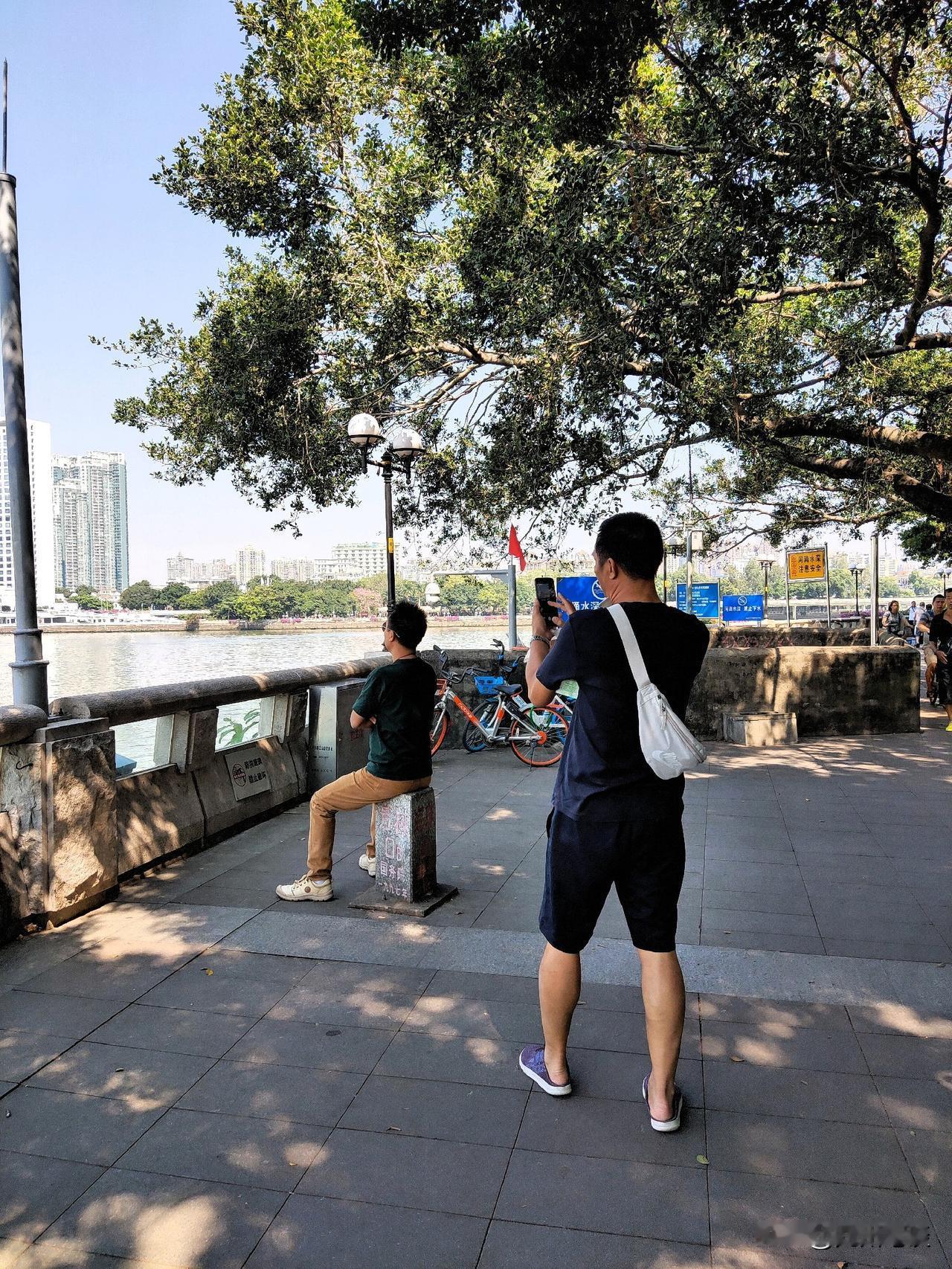 茂源老汉：“满天的星星比不上一个月亮啊！”
同样，广州30公里荔湾、越秀、黄埔、