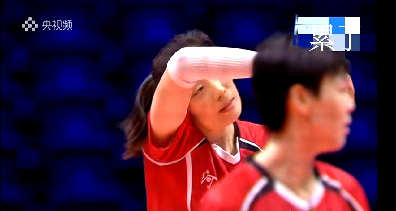朱婷回归国内联赛的第三场，河南女排就3-0干净利落赢了北京队。这场是2023-2