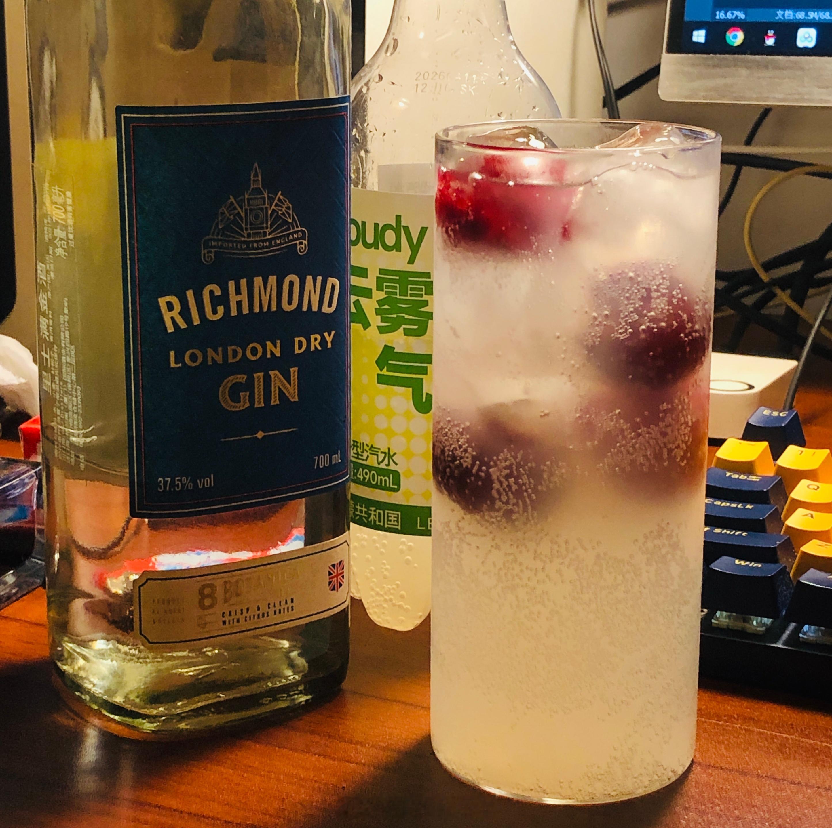 前几天又宿醉了……还是自己在家喝点夏天的东西比较舒服 大连