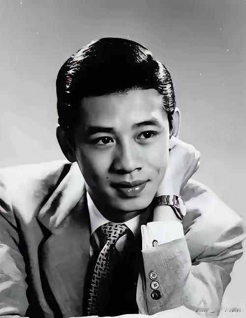 50年代香港第一代鲜肉，四大小生之一胡枫