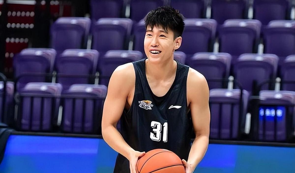 辽宁109-111加时负吉林，球员评分：3人完美、5人及格、2人拉垮
在CBA季