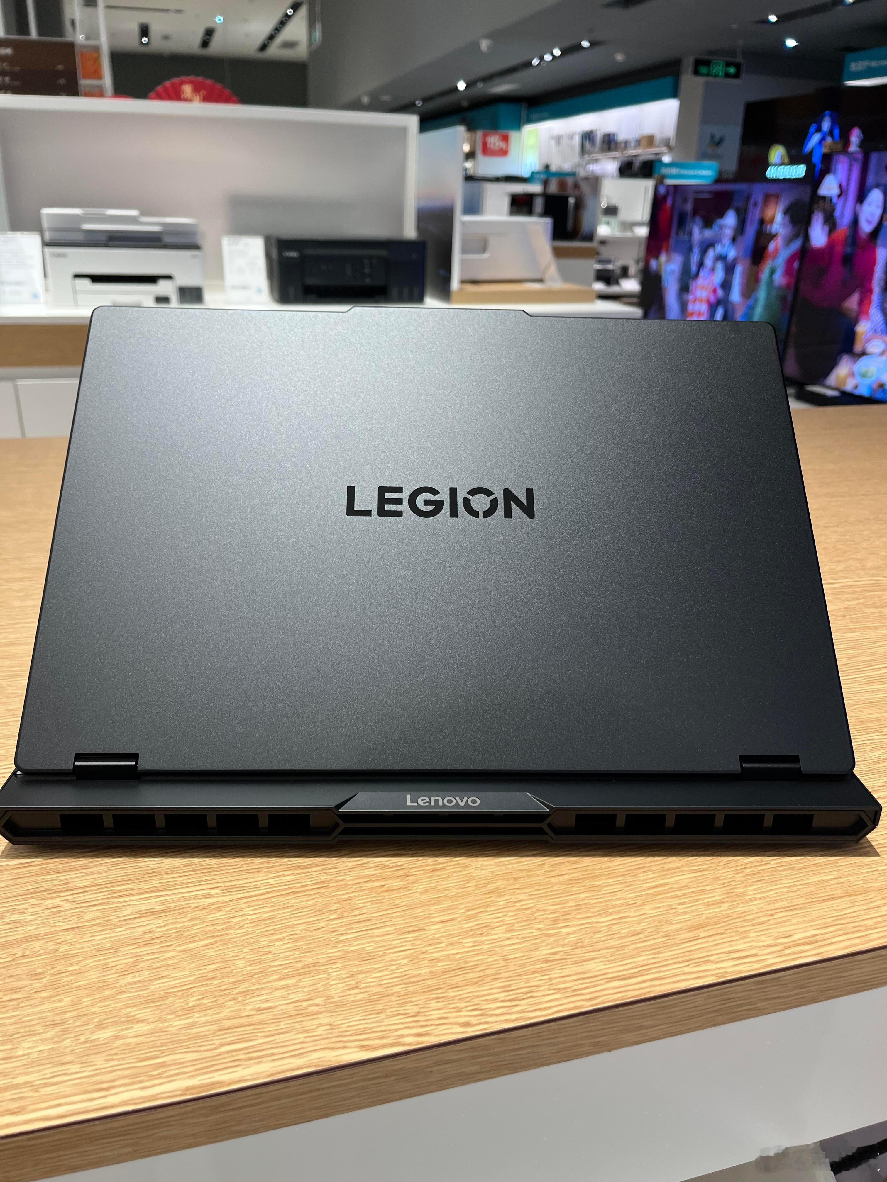 拯救者Y7000P💻⚙️智能调配，性能无损英特尔酷睿Ultra 7 255HX